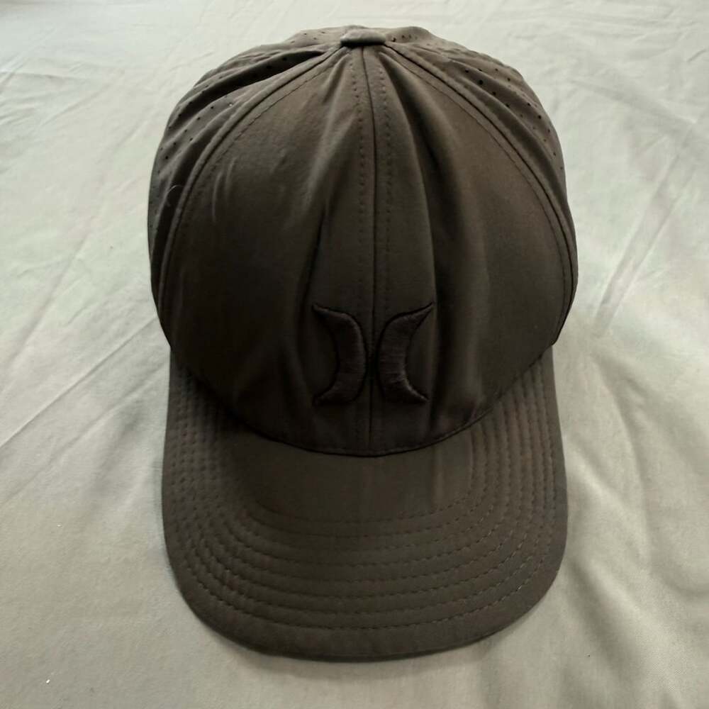 Hurley Icon Weld H2O Dri-Fit Stretch Flex Fit Cap Hat